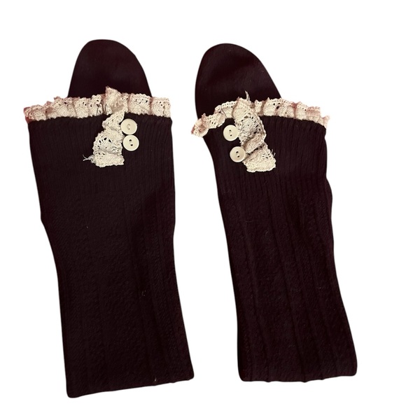 GRACE AND LACE BOOT SOCKS - Picture 8 of 10